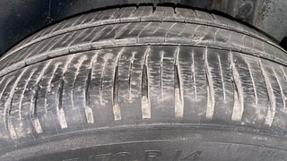 Used 2014 Maruti Suzuki Swift [2011-2017] VDi Diesel Manual tyres LEFT REAR TYRE TREAD VIEW