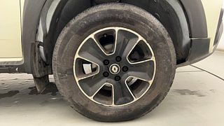 Used 2020 Renault Duster RxE Petrol Petrol Manual tyres RIGHT FRONT TYRE RIM VIEW