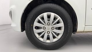 Used 2013 Hyundai i10 [2010-2016] Magna Petrol Petrol Manual tyres LEFT FRONT TYRE RIM VIEW