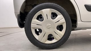 Used 2016 Maruti Suzuki Wagon R 1.0 [2015-2019] VXI AMT Petrol Automatic tyres RIGHT REAR TYRE RIM VIEW