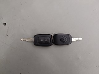 Used 2022 Renault Kwid CLIMBER 1.0 AMT Dual Tone Petrol Automatic extra CAR KEY VIEW