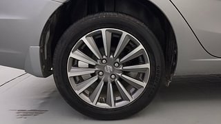 Used 2021 Maruti Suzuki Ciaz Alpha Petrol Petrol Manual tyres RIGHT REAR TYRE RIM VIEW