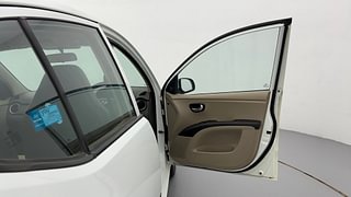 Used 2013 Hyundai i10 [2010-2016] Magna Petrol Petrol Manual interior RIGHT FRONT DOOR OPEN VIEW