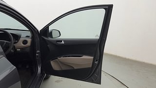 Used 2015 Hyundai Grand i10 [2013-2017] Sportz 1.2 Kappa VTVT Petrol Manual interior RIGHT FRONT DOOR OPEN VIEW