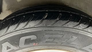 Used 2013 Hyundai i10 [2010-2016] Magna Petrol Petrol Manual tyres RIGHT REAR TYRE TREAD VIEW