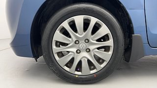 Used 2018 Maruti Suzuki Baleno [2015-2019] Alpha AT Petrol Petrol Automatic tyres LEFT FRONT TYRE RIM VIEW