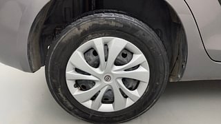 Used 2014 Maruti Suzuki Swift Dzire VXI Petrol Manual tyres RIGHT REAR TYRE RIM VIEW