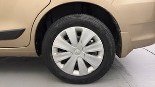 Used 2016 Maruti Suzuki Ertiga [2015-2018] VXI AT Petrol Automatic tyres LEFT REAR TYRE RIM VIEW