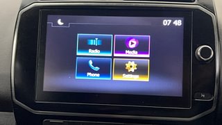 Used 2022 Renault Kwid 1.0 RXT AMT SCE Petrol Automatic top_features Touch screen infotainment system