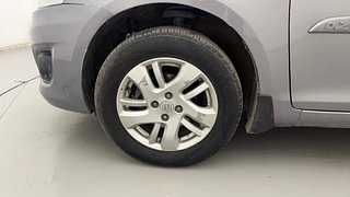 Used 2014 Maruti Suzuki Swift Dzire ZXI Petrol Manual tyres LEFT FRONT TYRE RIM VIEW