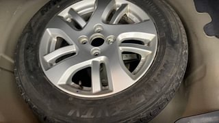 Used 2014 Maruti Suzuki Swift Dzire ZXI Petrol Manual tyres SPARE TYRE VIEW