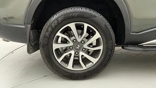 Used 2022 Mahindra Scorpio N Z8 L Petrol AT 6 STR Petrol Automatic tyres RIGHT REAR TYRE RIM VIEW