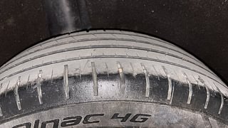 Used 2019 maruti-suzuki Baleno Zeta CVT Petrol Petrol Automatic tyres RIGHT REAR TYRE TREAD VIEW