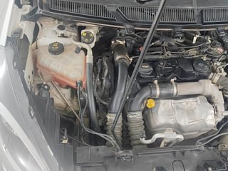 Used 2019 Ford Figo [2019-2021] Titanium Blu Diesel Diesel Manual engine ENGINE RIGHT SIDE VIEW