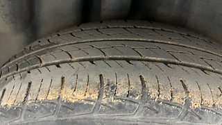 Used 2017 Volkswagen Polo [2015-2019] Highline1.2L (P) Petrol Manual tyres RIGHT REAR TYRE TREAD VIEW