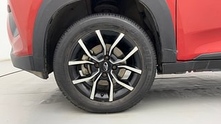 Used 2017 Mahindra KUV100 NXT K8 6 STR Petrol Manual tyres LEFT FRONT TYRE RIM VIEW