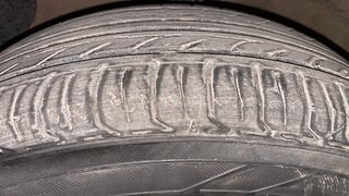 Used 2016 Hyundai Grand i10 [2013-2017] Asta AT 1.2 Kappa VTVT Petrol Automatic tyres LEFT FRONT TYRE TREAD VIEW