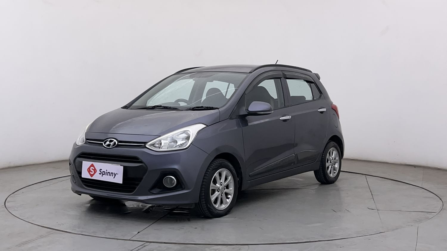 LEFT FRONT CORNER VIEW