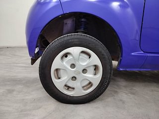 Used 2015 Tata Nano [2014-2018] Twist XT Petrol Petrol Manual tyres LEFT FRONT TYRE RIM VIEW