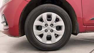 Used 2020 Hyundai Elite i20 [2018-2020] Magna Plus 1.2 Petrol Manual tyres LEFT FRONT TYRE RIM VIEW