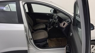 Used 2015 Hyundai Xcent [2014-2017] S (O) Petrol Petrol Manual interior RIGHT SIDE FRONT DOOR CABIN VIEW