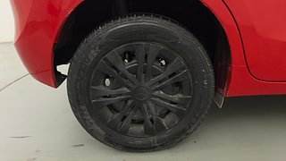 Used 2017 Maruti Suzuki Baleno [2015-2019] Delta Petrol Petrol Manual tyres RIGHT REAR TYRE RIM VIEW