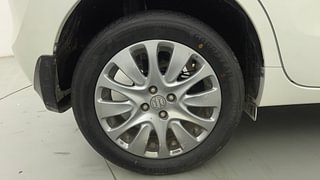 Used 2017 Maruti Suzuki Baleno [2015-2019] Alpha Petrol Petrol Manual tyres RIGHT REAR TYRE RIM VIEW
