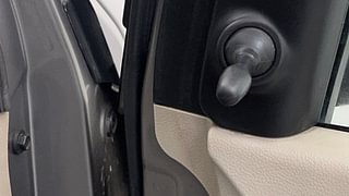 Used 2018 Maruti Suzuki Celerio VXI CNG Petrol+cng Manual top_features Adjustable ORVM