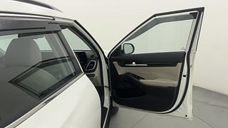 Used 2020 Kia Seltos HTX G Petrol Manual interior RIGHT FRONT DOOR OPEN VIEW
