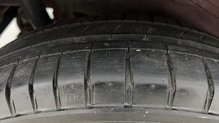 Used 2012 Maruti Suzuki Wagon R 1.0 [2010-2013] LXi CNG Petrol+cng Manual tyres RIGHT REAR TYRE TREAD VIEW