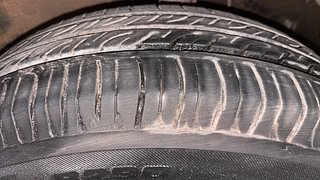 Used 2013 Hyundai Eon [2011-2018] Sportz Petrol Manual tyres RIGHT FRONT TYRE TREAD VIEW