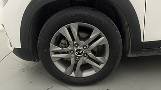 Used 2020 Kia Seltos HTX G Petrol Manual tyres LEFT FRONT TYRE RIM VIEW