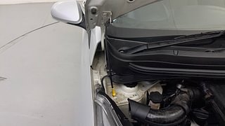 Used 2015 Hyundai Xcent [2014-2017] S (O) Petrol Petrol Manual engine ENGINE RIGHT SIDE HINGE & APRON VIEW