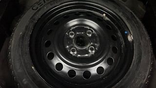 Used 2016 Maruti Suzuki Wagon R 1.0 [2015-2019] VXI AMT Petrol Automatic tyres SPARE TYRE VIEW