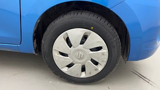 Used 2017 Maruti Suzuki Celerio ZXI Petrol Manual tyres RIGHT FRONT TYRE RIM VIEW