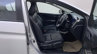 Used 2016 Honda City [2014-2017] VX (O) Diesel Diesel Manual interior RIGHT SIDE FRONT DOOR CABIN VIEW