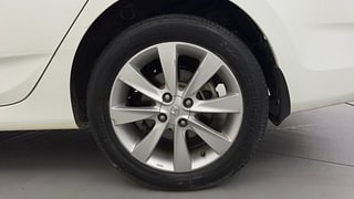 Used 2013 Hyundai Verna [2011-2015] Fluidic 1.6 VTVT SX Petrol Manual tyres LEFT REAR TYRE RIM VIEW