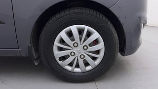 Used 2015 hyundai i10 Sportz 1.1 Petrol Petrol Manual tyres RIGHT FRONT TYRE RIM VIEW
