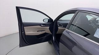 Used 2019 Hyundai Verna [2017-2020] 1.6 VTVT SX Petrol Manual interior LEFT FRONT DOOR OPEN VIEW