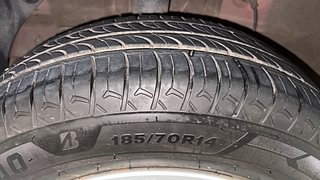 Used 2017 Hyundai Elite i20 [2014-2018] Sportz 1.2 Petrol Manual tyres RIGHT REAR TYRE TREAD VIEW