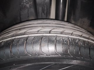 Used 2017 maruti-suzuki Ciaz Delta 1.3 Diesel Diesel Manual tyres LEFT REAR TYRE TREAD VIEW