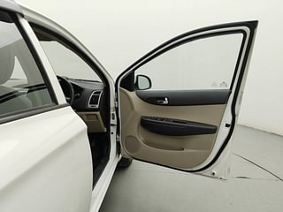 Used 2012 Hyundai i20 [2012-2014] Sportz 1.2 Petrol Manual interior RIGHT FRONT DOOR OPEN VIEW