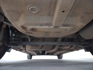 Used 2017 maruti-suzuki Ciaz Delta 1.3 Diesel Diesel Manual extra REAR UNDERBODY VIEW (TAKEN FROM REAR)