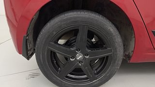 Used 2015 Hyundai Elite i20 [2014-2018] Asta 1.2 Petrol Manual tyres RIGHT REAR TYRE RIM VIEW