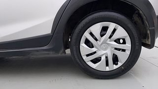 Used 2017 Honda WR-V [2017-2020] i-VTEC S Petrol Manual tyres LEFT REAR TYRE RIM VIEW