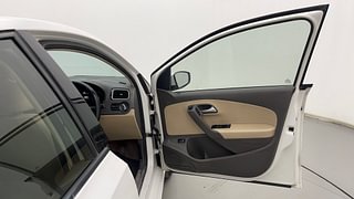 Used 2019 Volkswagen Vento [2015-2019] Highline Petrol AT Petrol Automatic interior RIGHT FRONT DOOR OPEN VIEW