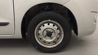 Used 2014 Maruti Suzuki Wagon R 1.0 [2013-2019] LXi CNG Petrol+cng Manual tyres RIGHT FRONT TYRE RIM VIEW