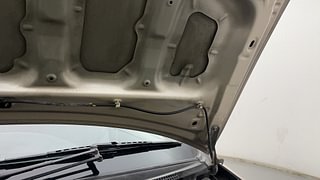 Used 2011 Toyota Etios [2010-2017] G Petrol Manual engine ENGINE LEFT SIDE HINGE & APRON VIEW