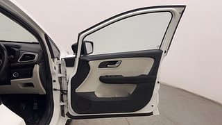 Used 2023 Tata Altroz XZ Plus 1.2 Petrol Manual interior RIGHT FRONT DOOR OPEN VIEW