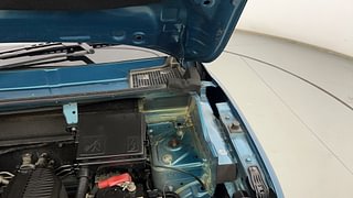 Used 2023 Renault Kwid 1.0 RXT AMT SCE Petrol Automatic engine ENGINE LEFT SIDE HINGE & APRON VIEW